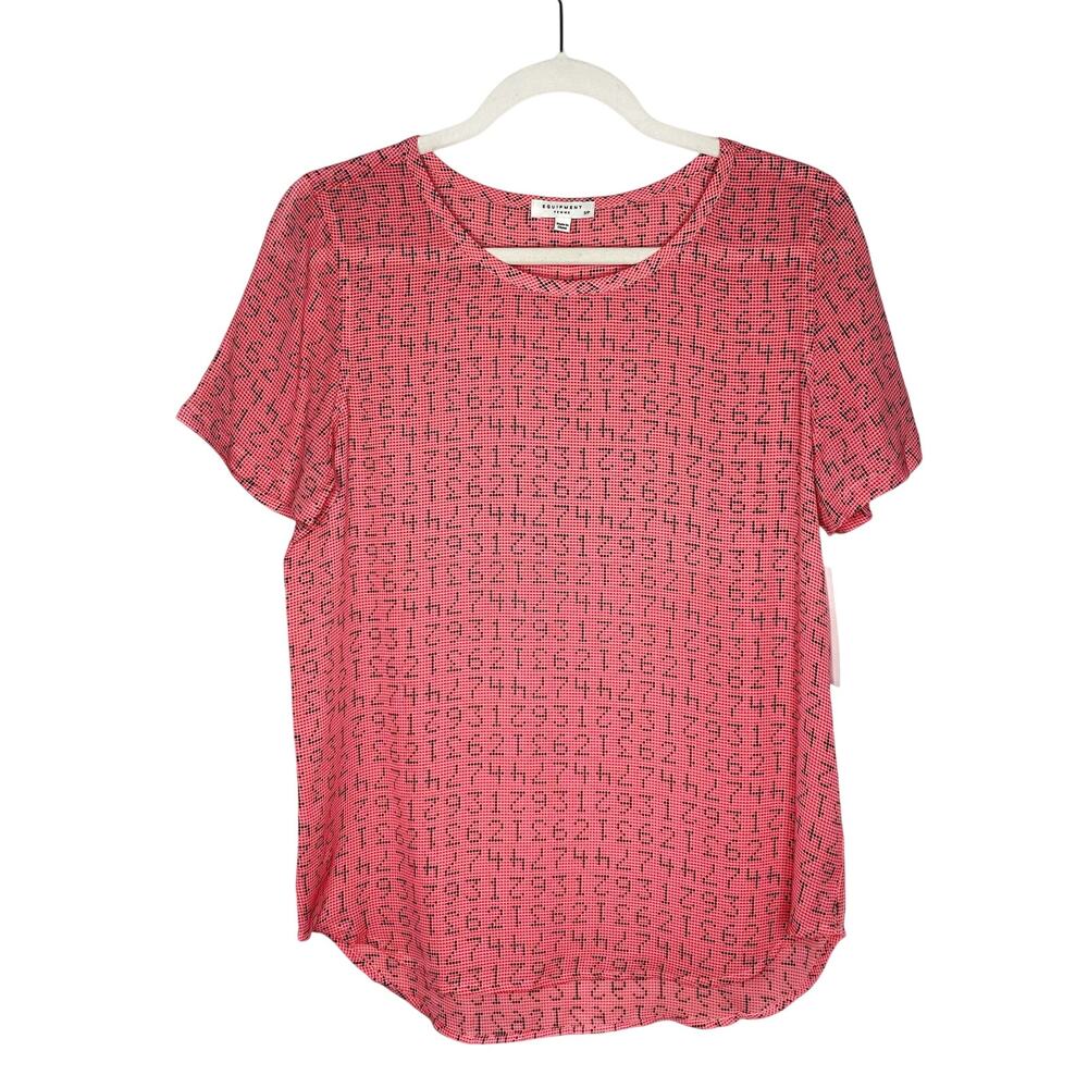 Equipment Femme Hana Short Sleeve Rounded Hem Number Top Poppink Pink Size Small